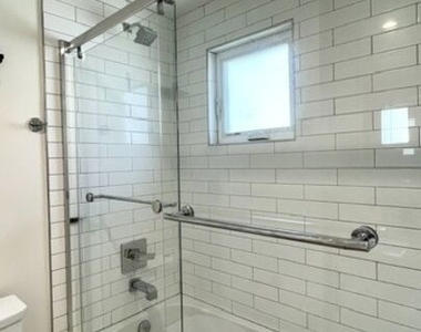 5222 Satsuma Avenue - Photo Thumbnail 28