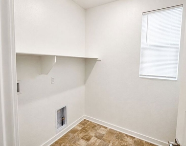6972 Calla Lily Drive - Photo Thumbnail 22