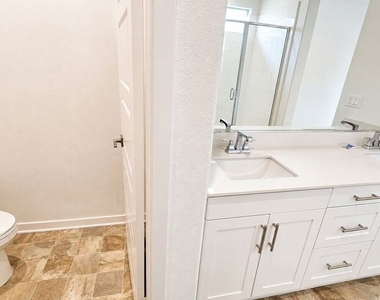6972 Calla Lily Drive - Photo Thumbnail 13