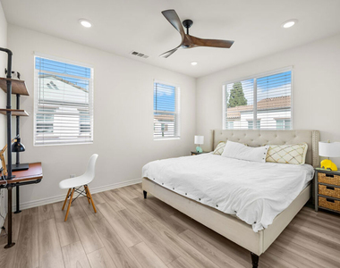 12035 Sproul Street - Photo Thumbnail 7