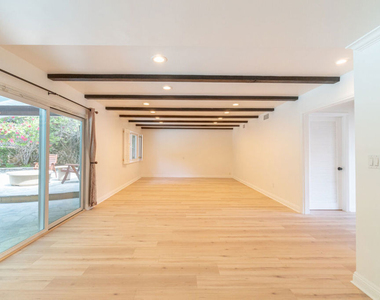 4220 Towhee Drive - Photo Thumbnail 4