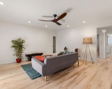 2921 10th Street - Photo Thumbnail 10