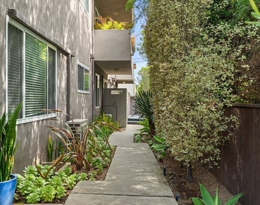 2921 10th Street - Photo Thumbnail 22
