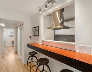 2921 10th Street - Photo Thumbnail 8