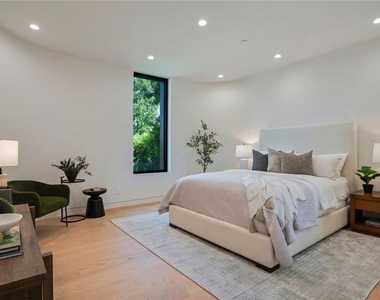 4939 Petit Avenue - Photo Thumbnail 39