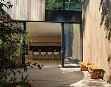 4939 Petit Avenue - Photo Thumbnail 15