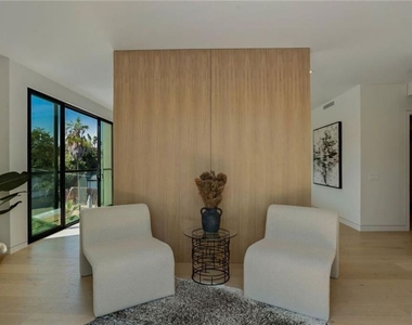 4939 Petit Avenue - Photo Thumbnail 25