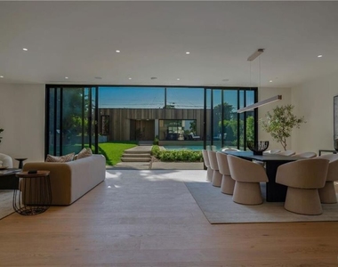 4939 Petit Avenue - Photo Thumbnail 4