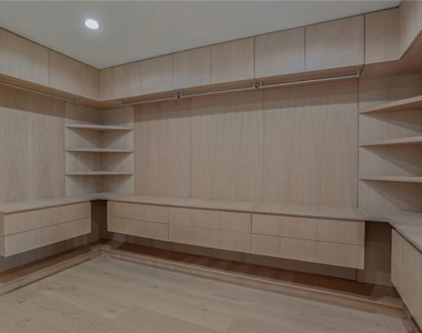 4939 Petit Avenue - Photo Thumbnail 33