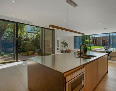 4939 Petit Avenue - Photo Thumbnail 14