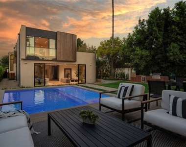 4939 Petit Avenue - Photo Thumbnail 47