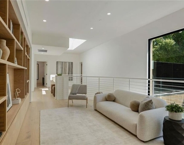 4939 Petit Avenue - Photo Thumbnail 20