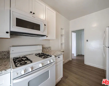 1245 S Orange Street - Photo Thumbnail 12
