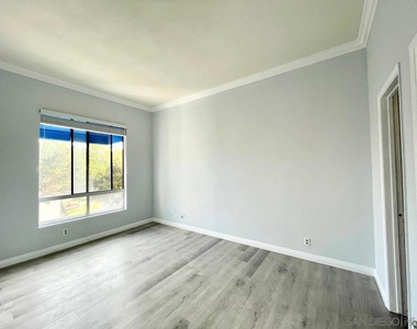 8310 Regents Rd - Photo Thumbnail 4