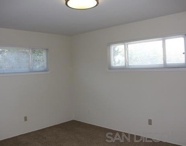 5854 Mott St - Photo Thumbnail 15