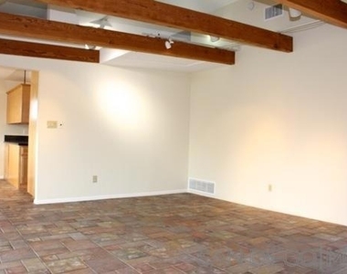 5854 Mott St - Photo Thumbnail 3