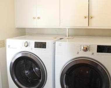 5854 Mott St - Photo Thumbnail 10