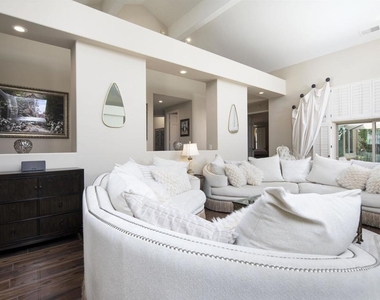 15448 Pimlico Corte - Photo Thumbnail 12