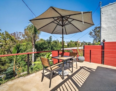 5438 Gilbert Dr - Photo Thumbnail 42