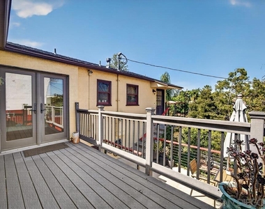 5438 Gilbert Dr - Photo Thumbnail 39