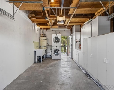 5438 Gilbert Dr - Photo Thumbnail 33