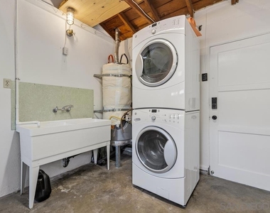 5438 Gilbert Dr - Photo Thumbnail 34