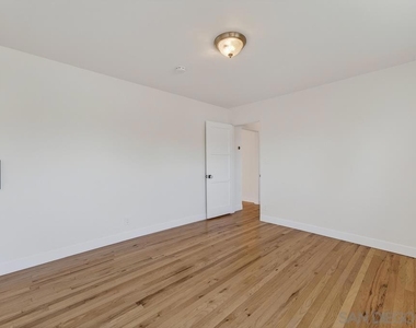 5438 Gilbert Dr - Photo Thumbnail 26