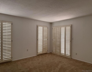 28110 Par View Court - Photo Thumbnail 8