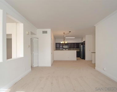 12368 Carmel Country Road - Photo Thumbnail 7