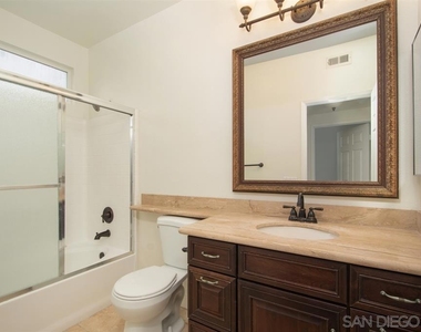 12368 Carmel Country Road - Photo Thumbnail 15