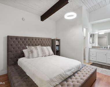 5460 White Oak Avenue - Photo Thumbnail 10