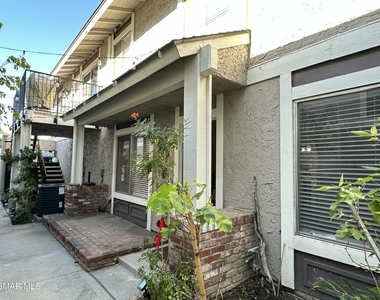 560 Spring Road - Photo Thumbnail 10