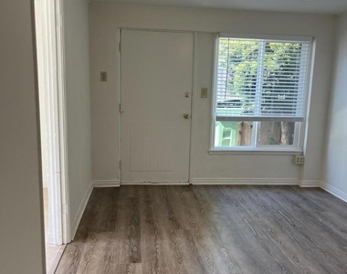 4484 Apricot Road - Photo Thumbnail 6