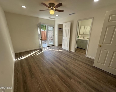 4484 Apricot Road - Photo Thumbnail 16