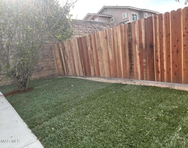 4484 Apricot Road - Photo Thumbnail 9