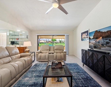 28 Conejo Circle - Photo Thumbnail 12