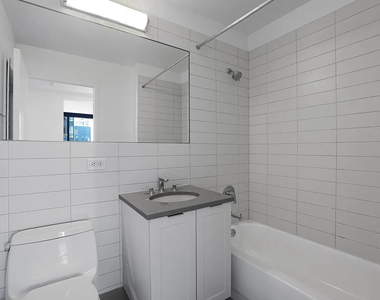 420 West 42nd Street - Photo Thumbnail 5