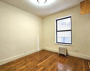 664 West 163rd Street - Photo Thumbnail 7