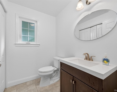 8 Lee Gray Court - Photo Thumbnail 17