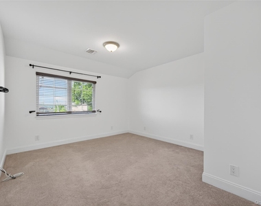 8 Lee Gray Court - Photo Thumbnail 24