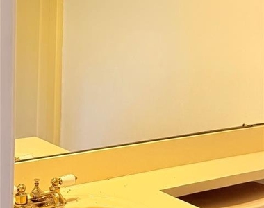 30 Burnett Way - Photo Thumbnail 8