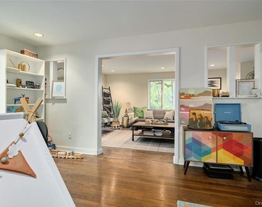 45 Linwood Road - Photo Thumbnail 3
