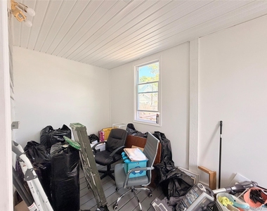 60 Hammond Street - Photo Thumbnail 6