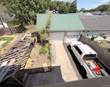 60 Hammond Street - Photo Thumbnail 15