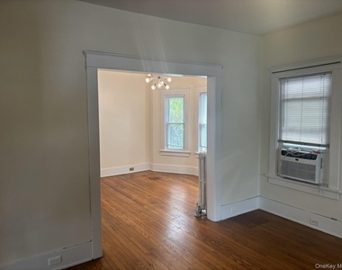48 Ferris Place - Photo Thumbnail 2