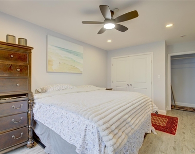 48 Wyoming Avenue - Photo Thumbnail 9