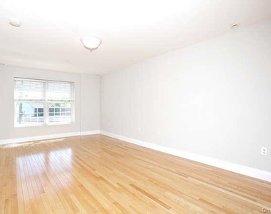 21 E Central Avenue - Photo Thumbnail 12