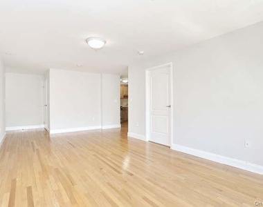 21 E Central Avenue - Photo Thumbnail 13