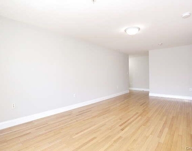 21 E Central Avenue - Photo Thumbnail 14