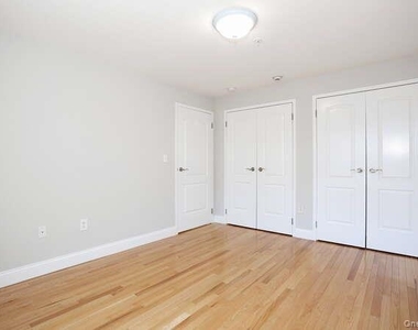 21 E Central Avenue - Photo Thumbnail 24